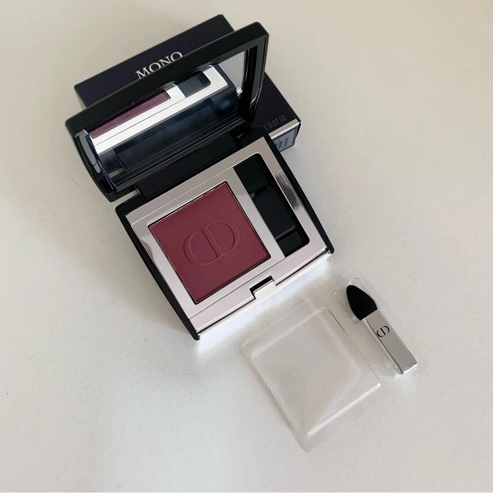 Dior velvet shadow mirrored compact
